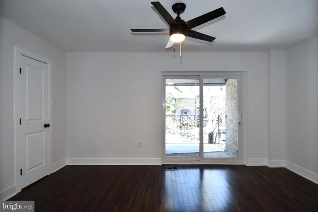 9201 THREE OAKS DR, Silver Spring, MD 20901