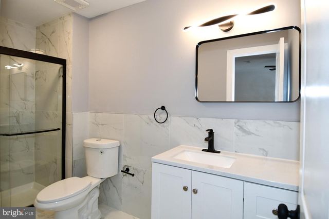 9201 THREE OAKS DR, Silver Spring, MD 20901