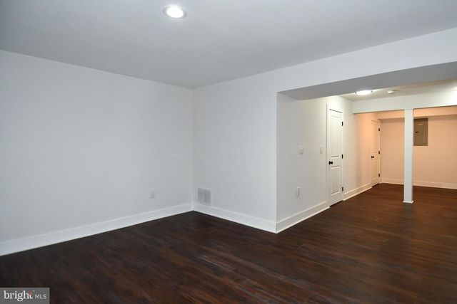 9201 THREE OAKS DR, Silver Spring, MD 20901