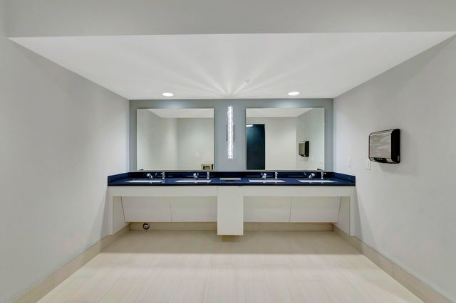 6224 Kings Gate Circle, Delray Beach, FL 33484