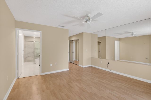 6224 Kings Gate Circle, Delray Beach, FL 33484