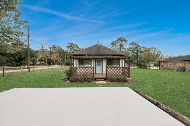 125 N Shirley St, Alvin, TX 77511