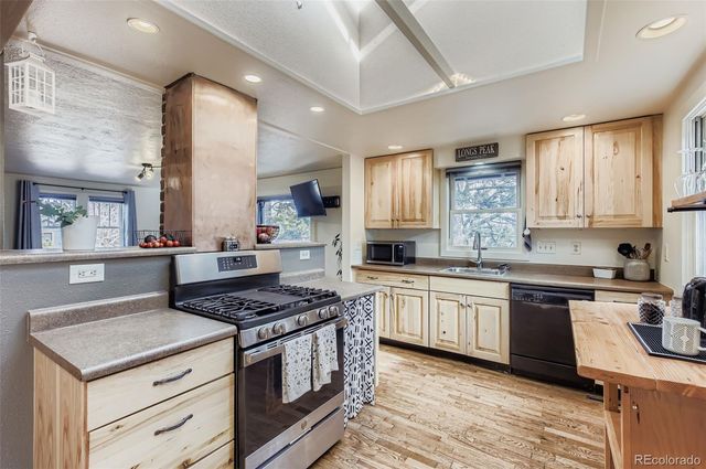 178 Stanley Circle Drive, Estes Park, CO 80517