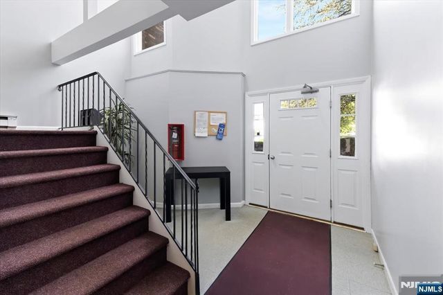 16 Elm Street 1, Bergenfield, NJ 07621