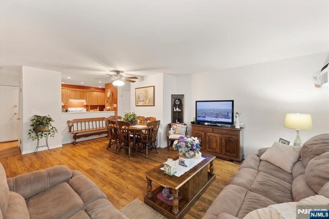 16 Elm Street 1, Bergenfield, NJ 07621