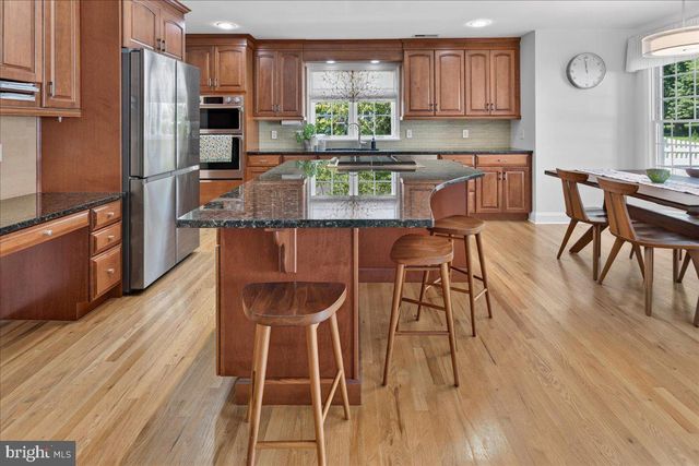 17-B E CURLIS AVE, Pennington, NJ 08534