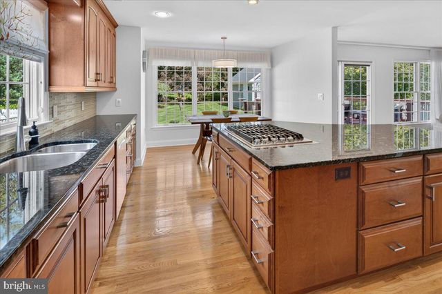 17-B E CURLIS AVE, Pennington, NJ 08534