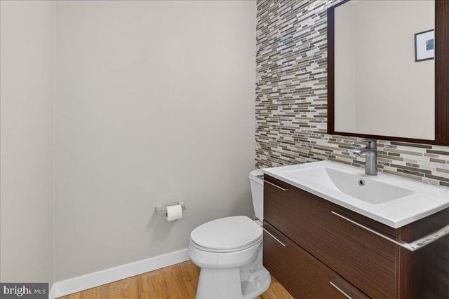 17-B E CURLIS AVE, Pennington, NJ 08534