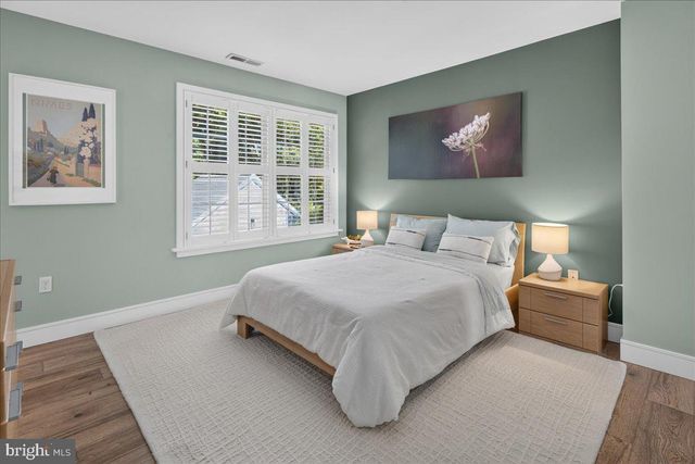17-B E CURLIS AVE, Pennington, NJ 08534