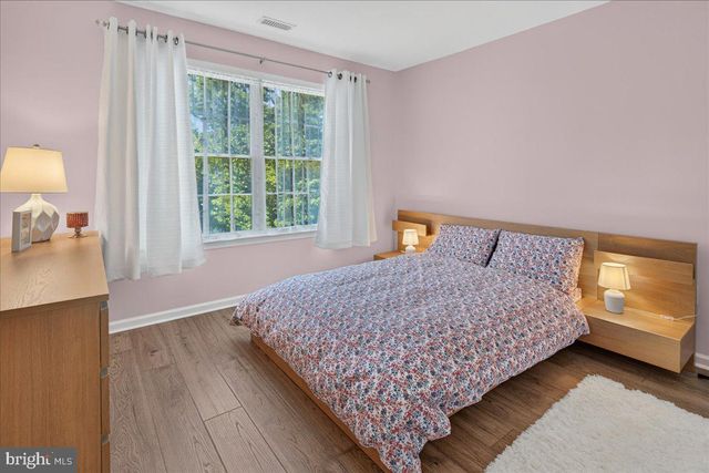 17-B E CURLIS AVE, Pennington, NJ 08534