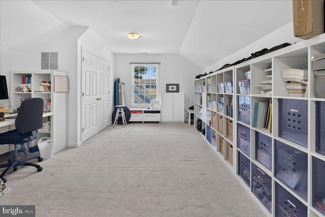 17-B E CURLIS AVE, Pennington, NJ 08534