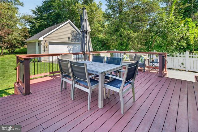 17-B E CURLIS AVE, Pennington, NJ 08534