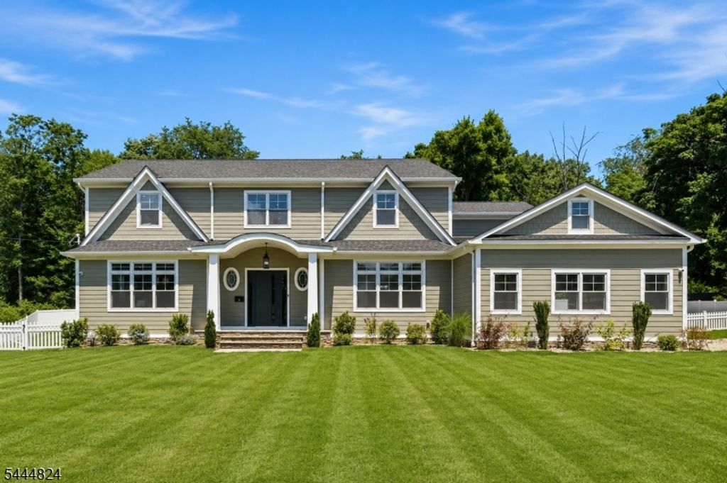 2 Wingate Dr, Livingston Twp., NJ 07039 — exterior