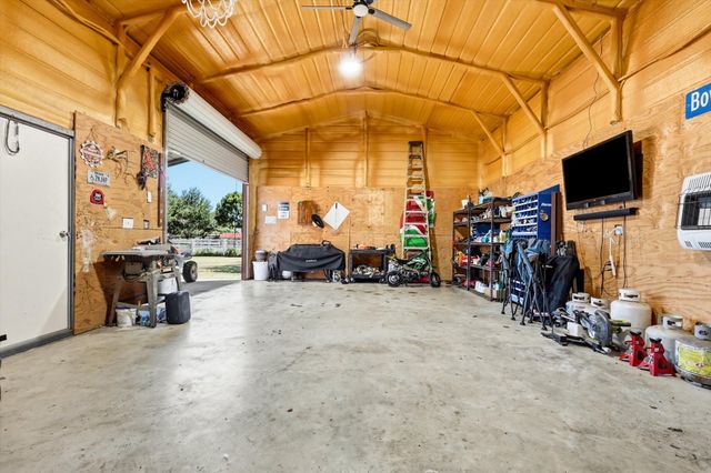 1328 Pierce Road, Red Oak, TX 75154