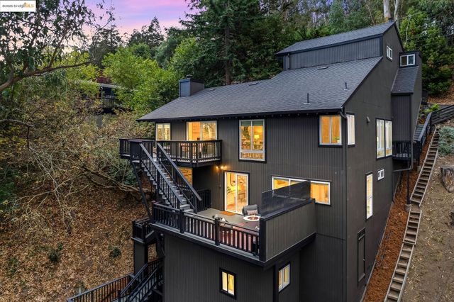 6931 Pinehaven Road, Oakland, CA 94611