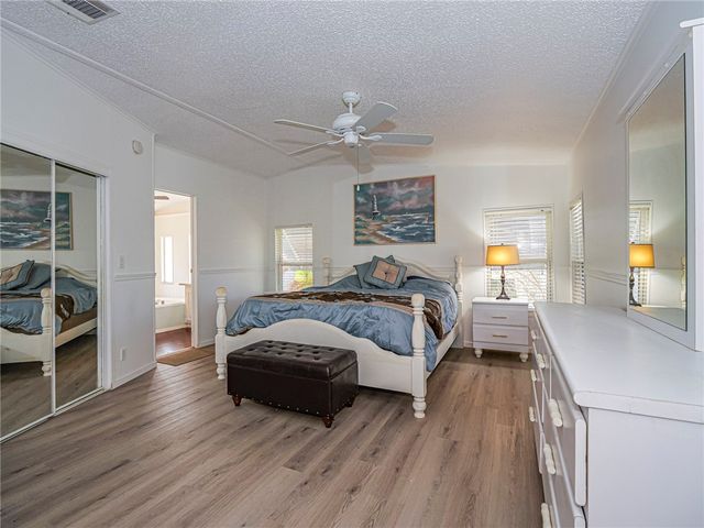 7566 Montauk Avenue, Micco, FL 32976