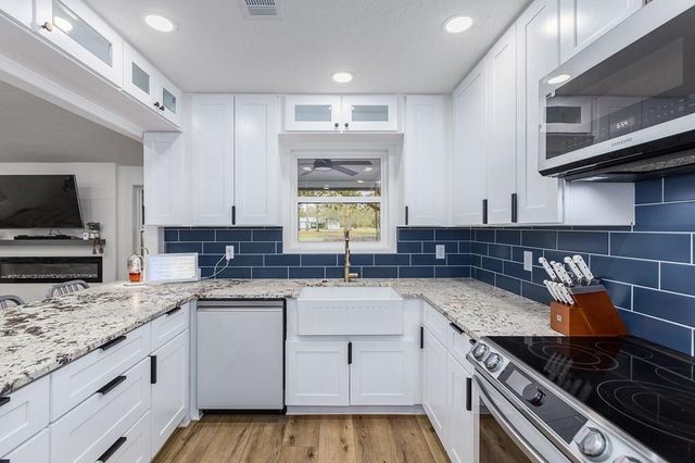 304 Hosea Forrest Road, Huntington, TX 75949