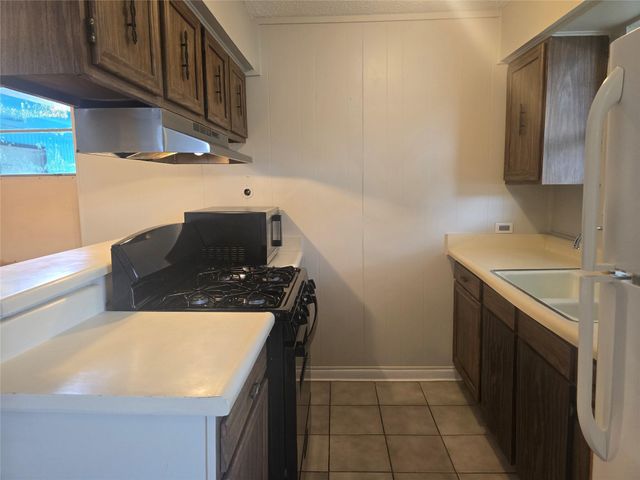 3714 Avenue S 10, Galveston, TX 77550