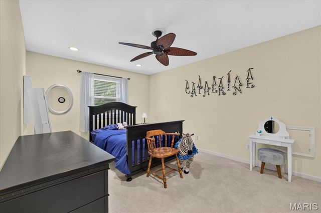 13231 Thornhill Drive, Town And Country, MO 63131