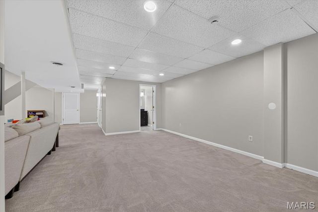 13231 Thornhill Drive, Town And Country, MO 63131