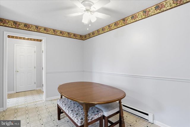 14 WINDSOR LN, Bunker Hill, WV 25413