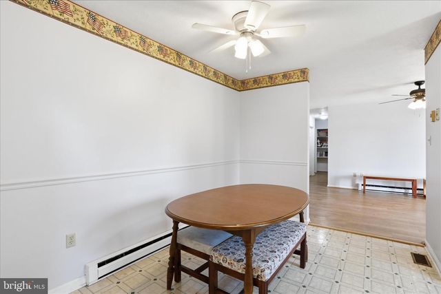 14 WINDSOR LN, Bunker Hill, WV 25413