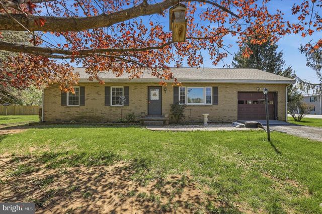 14 WINDSOR LN, Bunker Hill, WV 25413