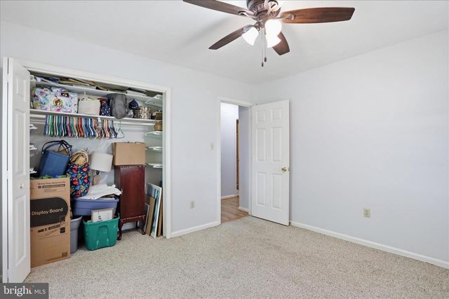14 WINDSOR LN, Bunker Hill, WV 25413