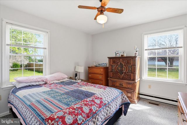 14 WINDSOR LN, Bunker Hill, WV 25413