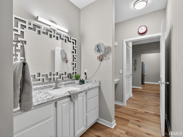 113 W Wayne St Apt 212, Fort Wayne, IN 46802