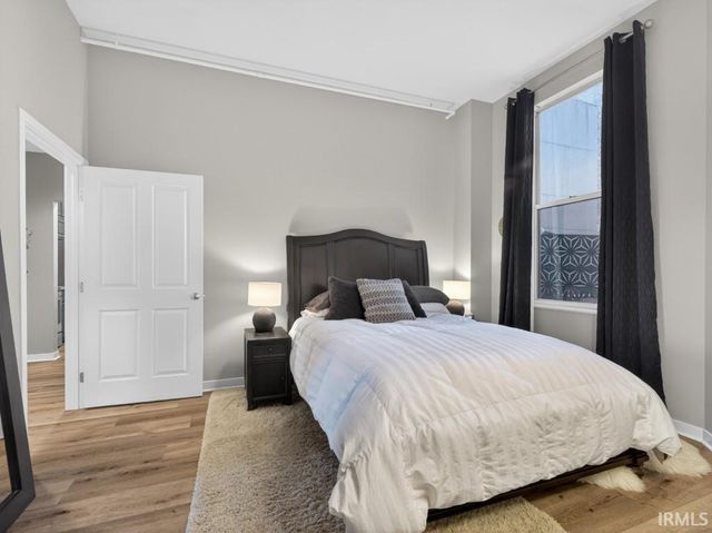 113 W Wayne St Apt 212, Fort Wayne, IN 46802