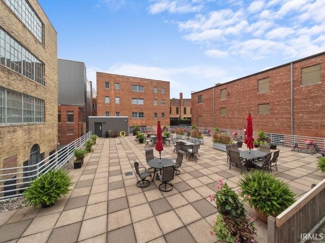 113 W Wayne St Apt 212, Fort Wayne, IN 46802