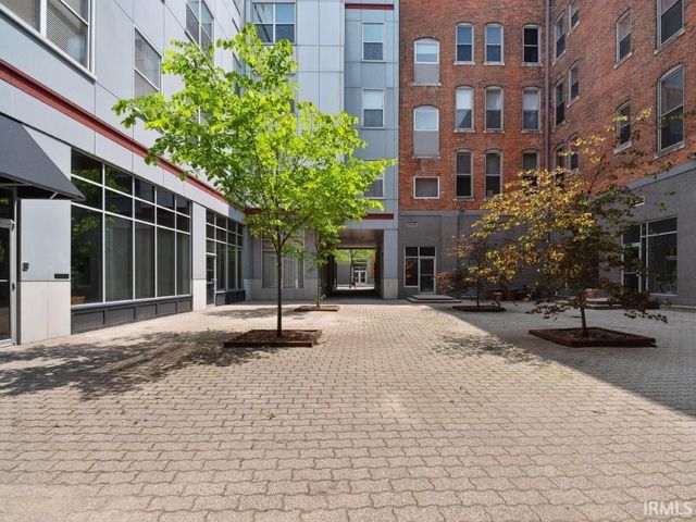 113 W Wayne St Apt 212, Fort Wayne, IN 46802