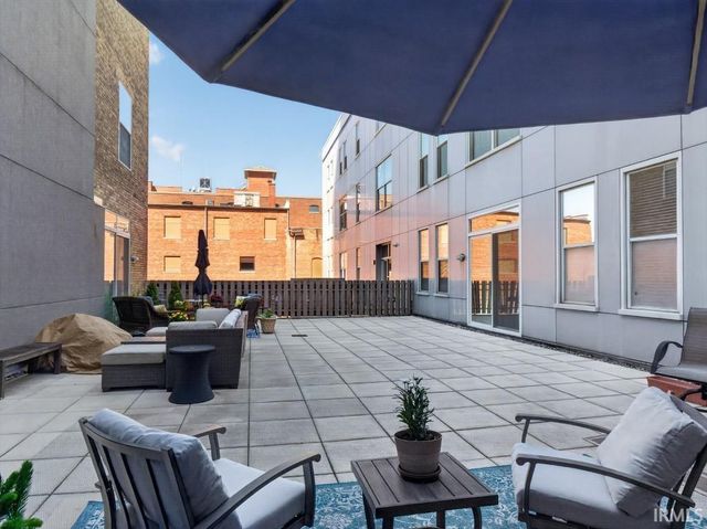 113 W Wayne St Apt 212, Fort Wayne, IN 46802