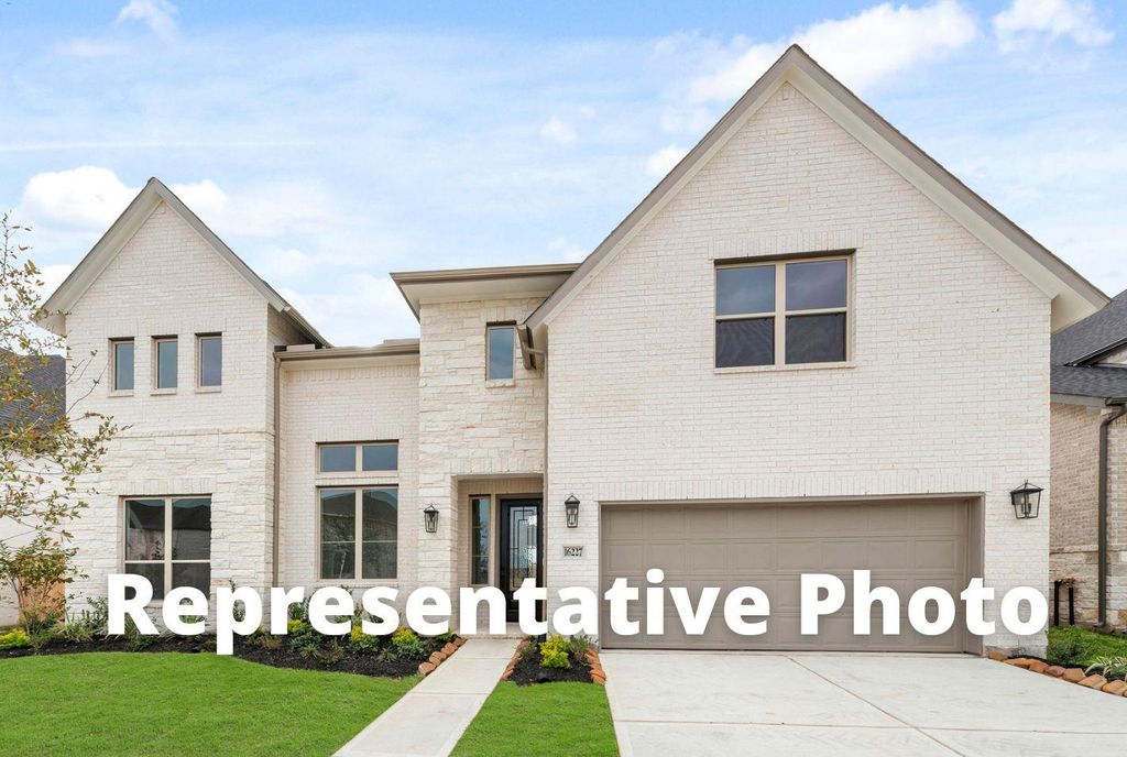 128 Montecilo DR, Liberty Hill, TX 78642