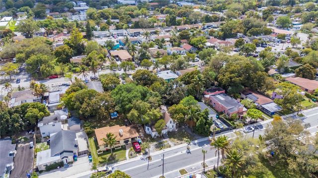 98 NE 70th St, Miami, FL 33138