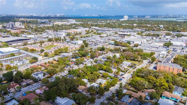 98 NE 70th St, Miami, FL 33138