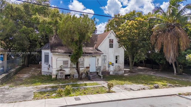 98 NE 70th St, Miami, FL 33138