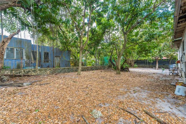 98 NE 70th St, Miami, FL 33138