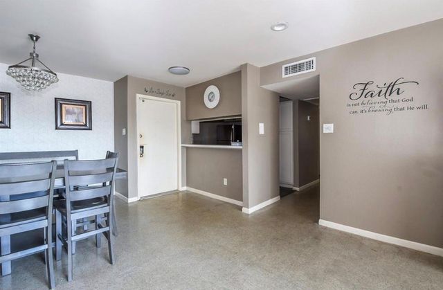 8529 Hearth Drive 25, Houston, TX 77054