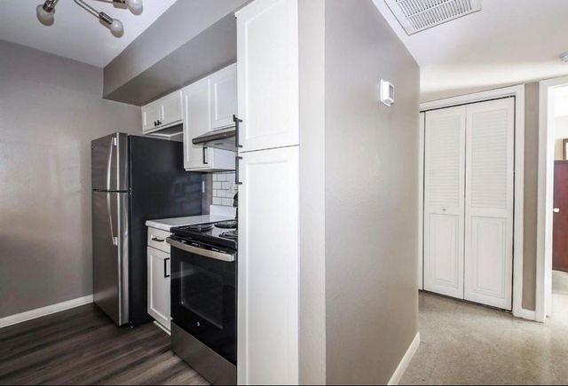 8529 Hearth Drive 25, Houston, TX 77054