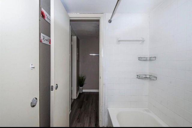 8529 Hearth Drive 25, Houston, TX 77054