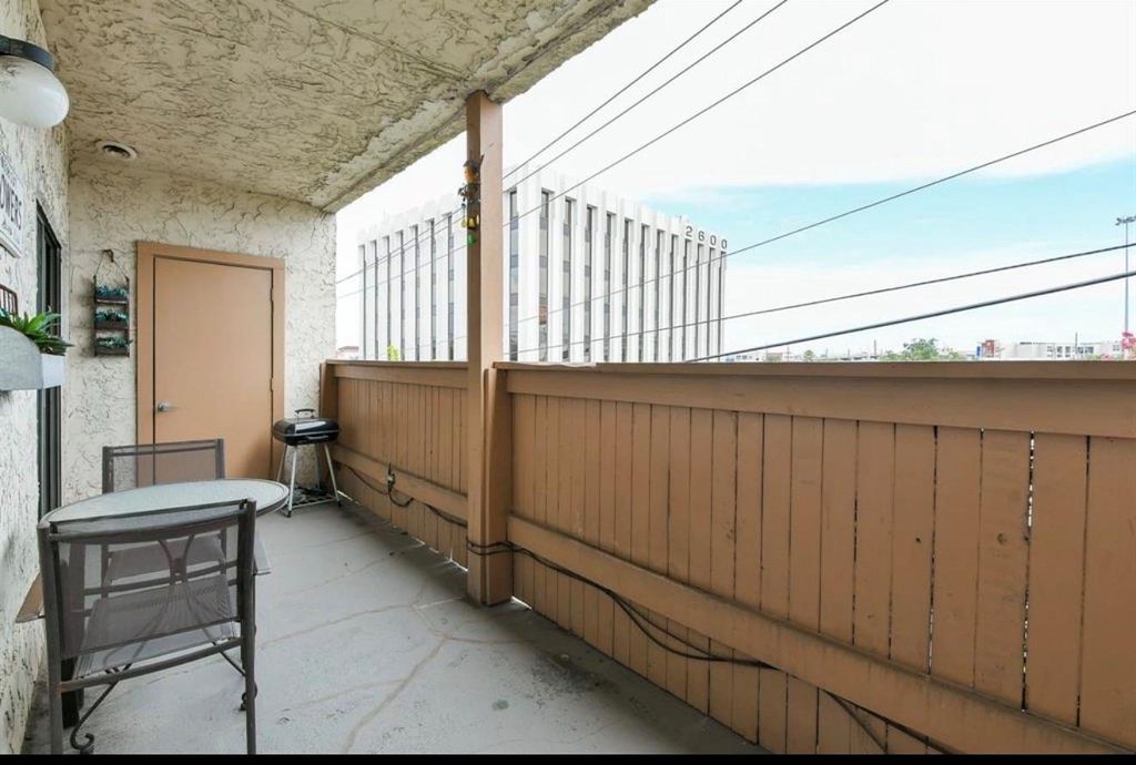 8529 Hearth Drive 25, Houston, TX 77054