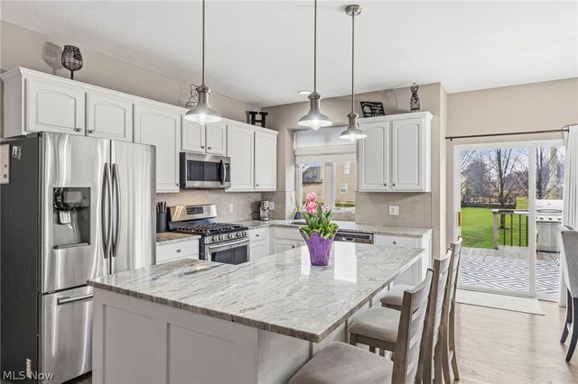 1181 Hamilton Drive, Broadview Heights, OH 44147
