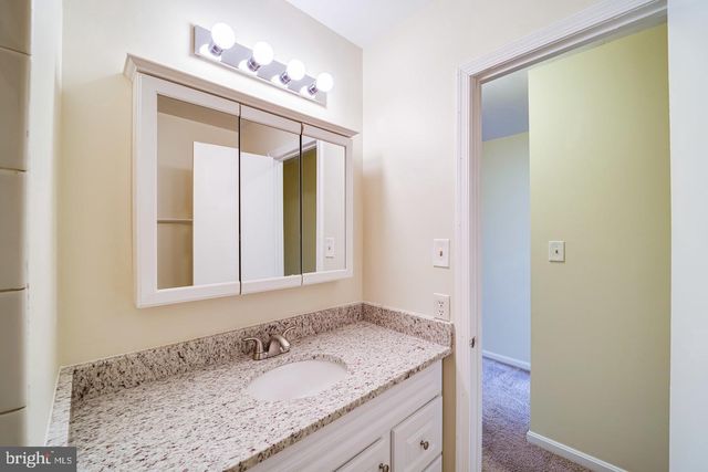 7476 ADAMS PARK CT, Annandale, VA 22003