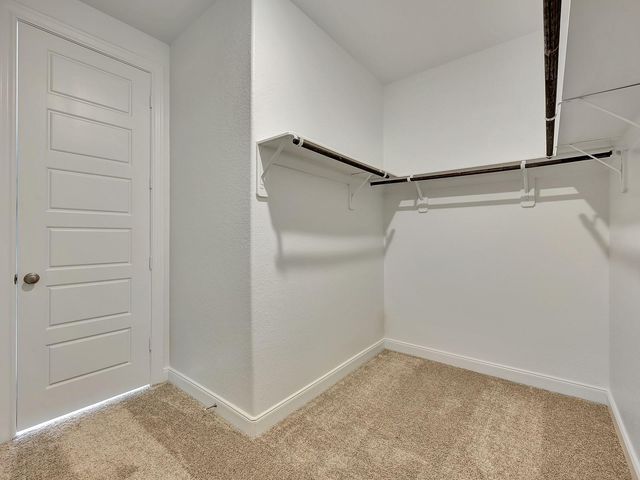 220 Raine Manor Court, Montgomery, TX 77316