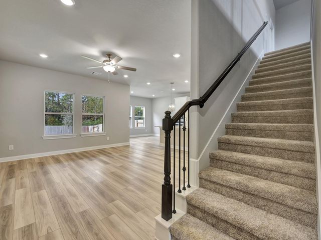 220 Raine Manor Court, Montgomery, TX 77316