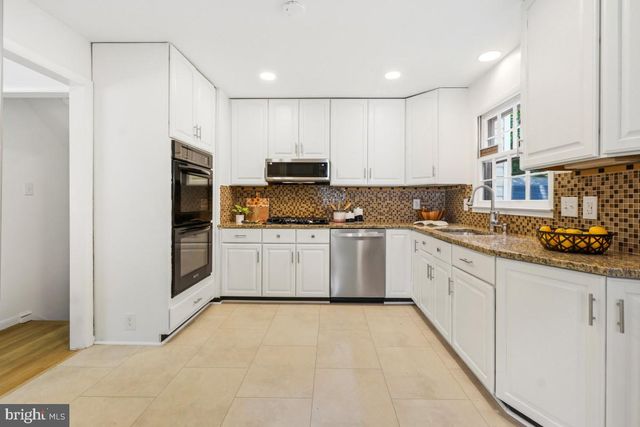 13410 DOWLAIS DR, Rockville, MD 20853