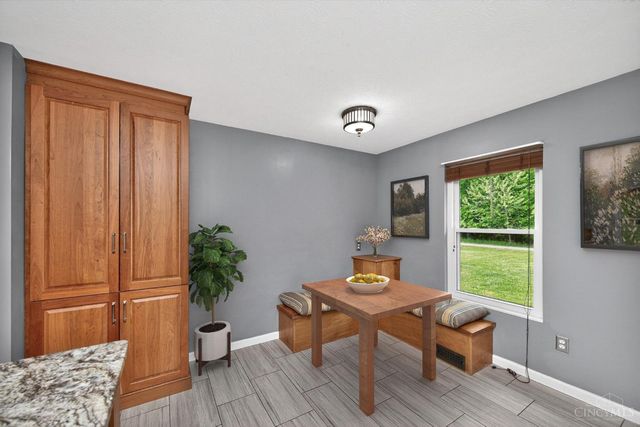 1331 Cathy, Amelia, OH 45102