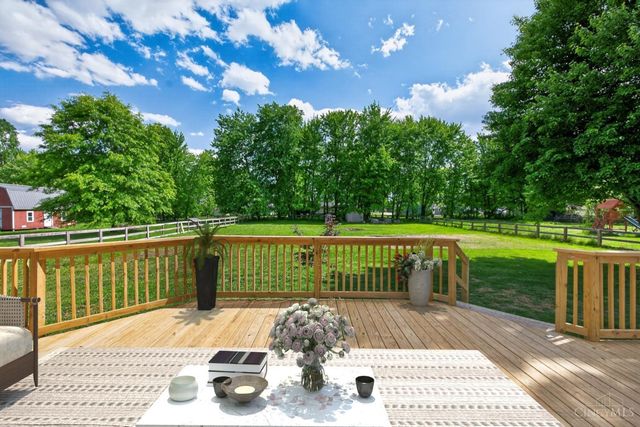 1331 Cathy, Amelia, OH 45102